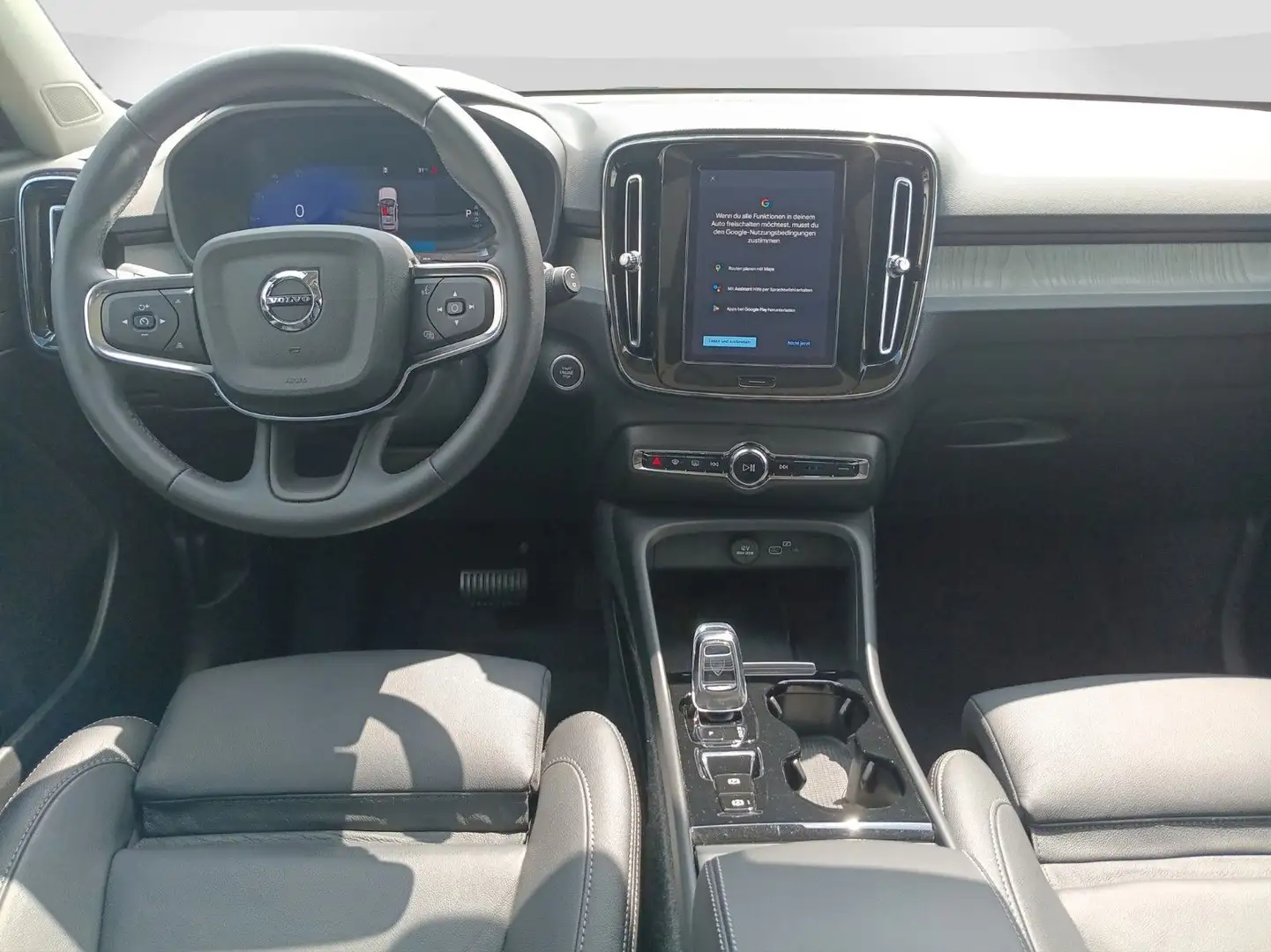 Volvo XC40 B4 2WD Ultra Dark AHK/360°/Panorama Blau - 2