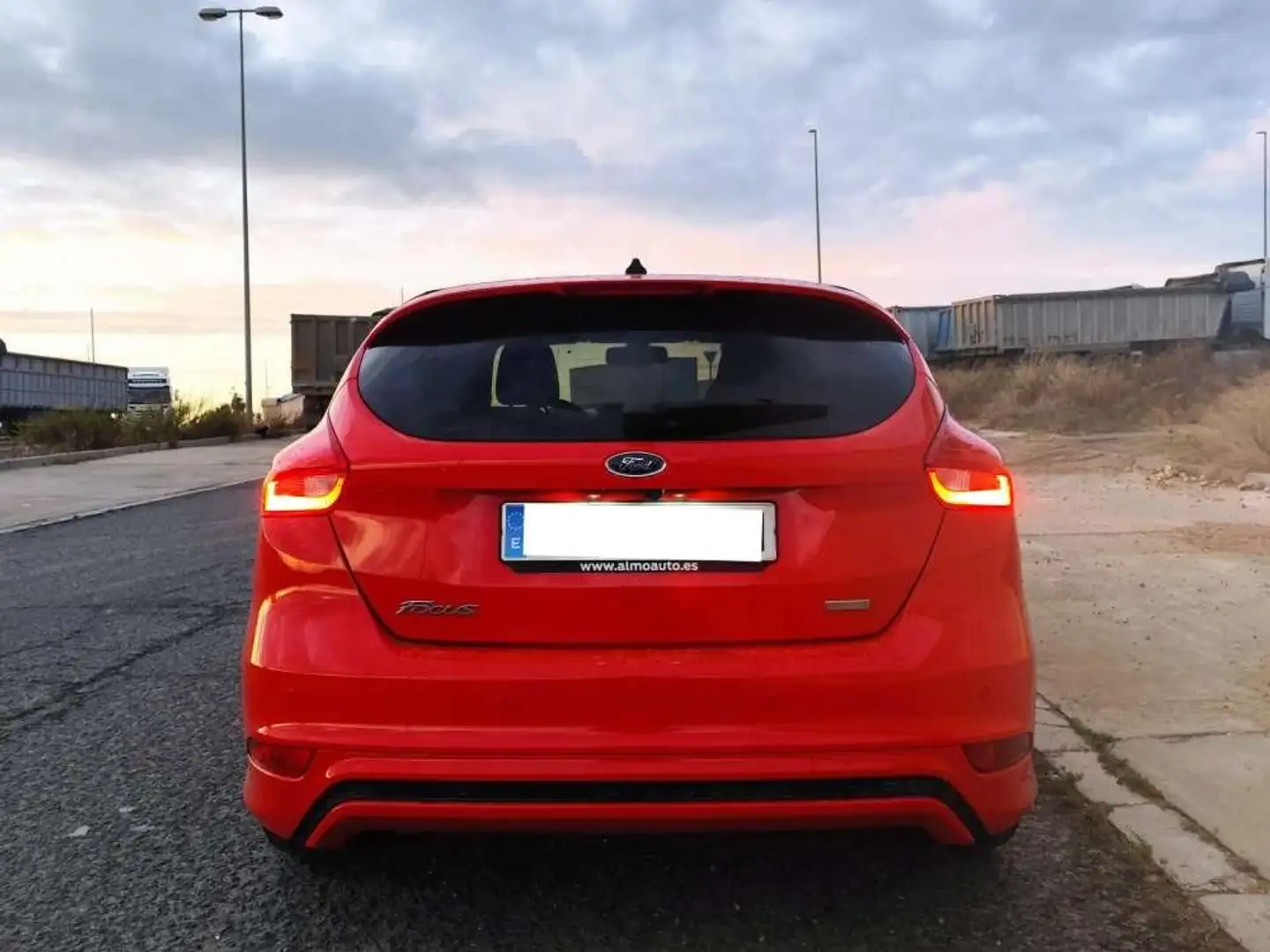 Ford Focus 1.0 Ecoboost ST-Line 125 Rojo - 1