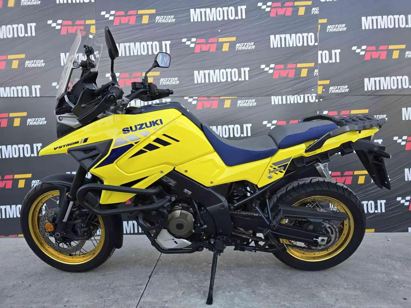 Suzuki V-Strom 1050 XT Video 360 Giallo - 2