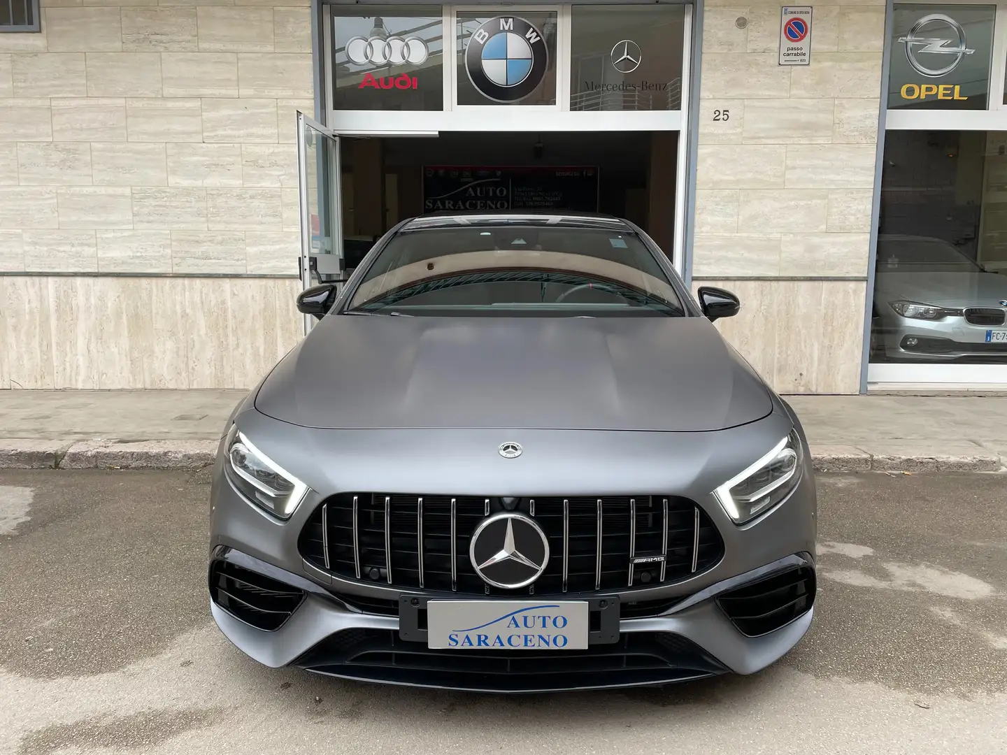 Mercedes-Benz A 45 AMG S 4matic+ AKRAPOVIC Grigio - 2