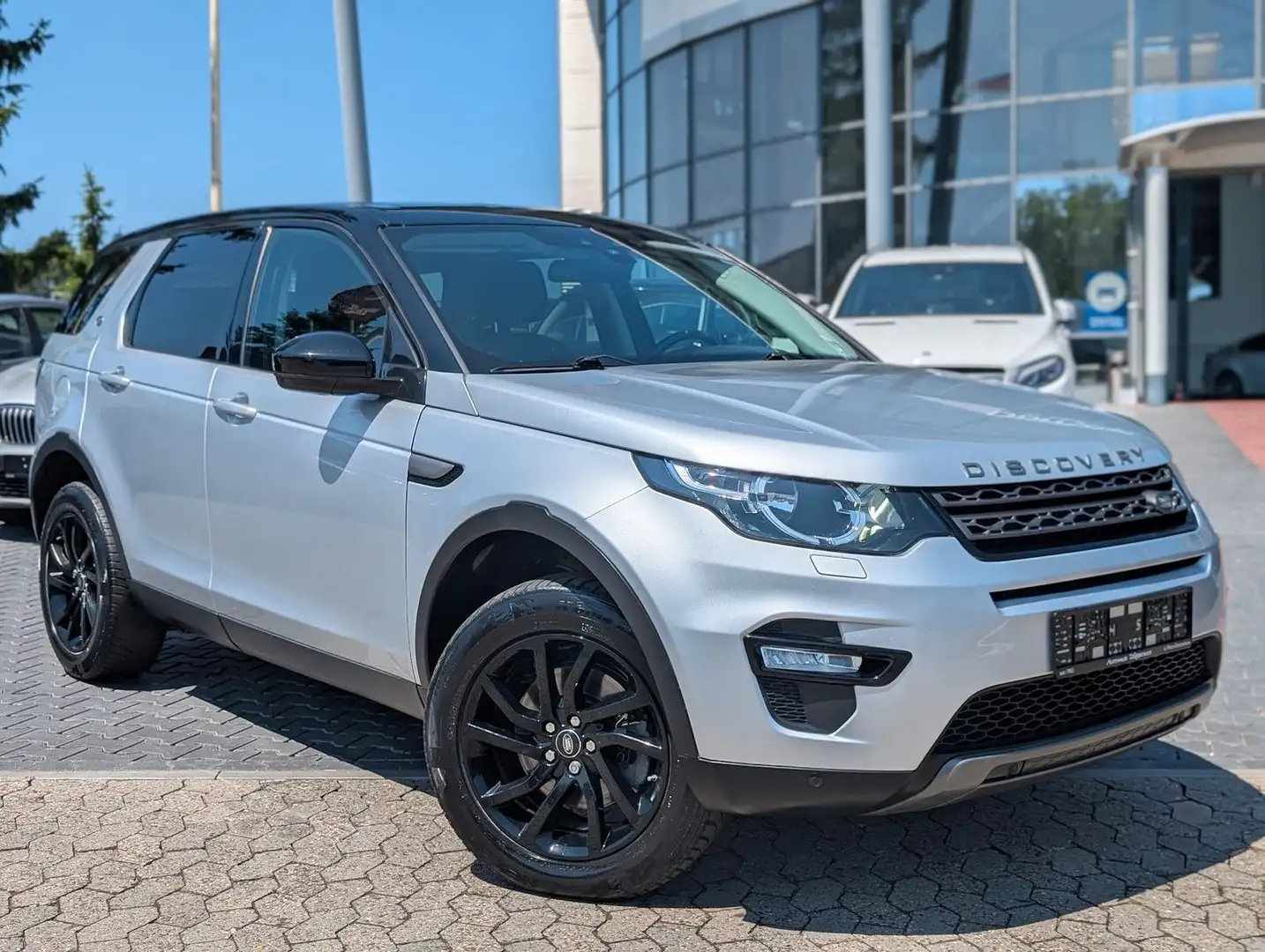 Land Rover Discovery Sport RFK. Klimaaut. Temp. Navi. BT. Zilver - 2