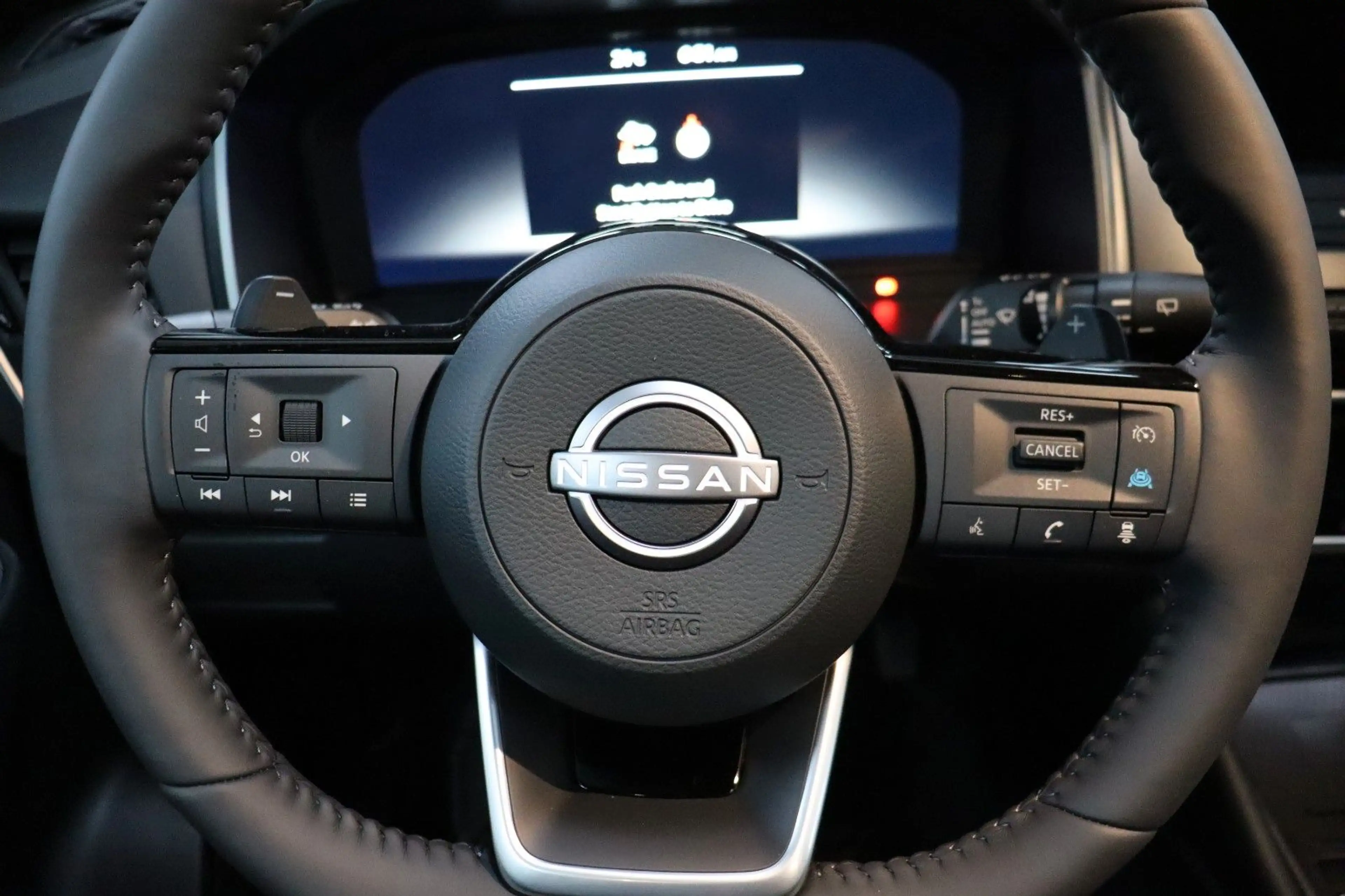Nissan Qashqai 1.3 Tekna Pano Leder HUD 360° 19" SOFORT — photo 9
