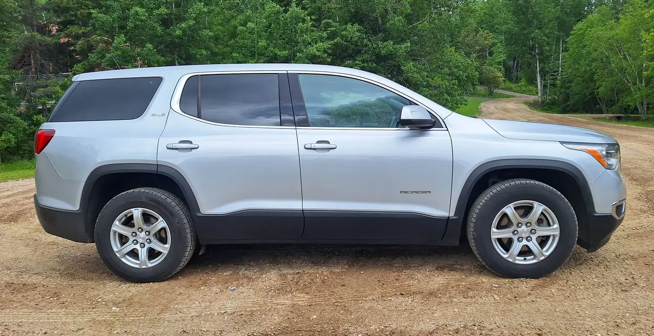 GMC Acadia photo GMC Acadia