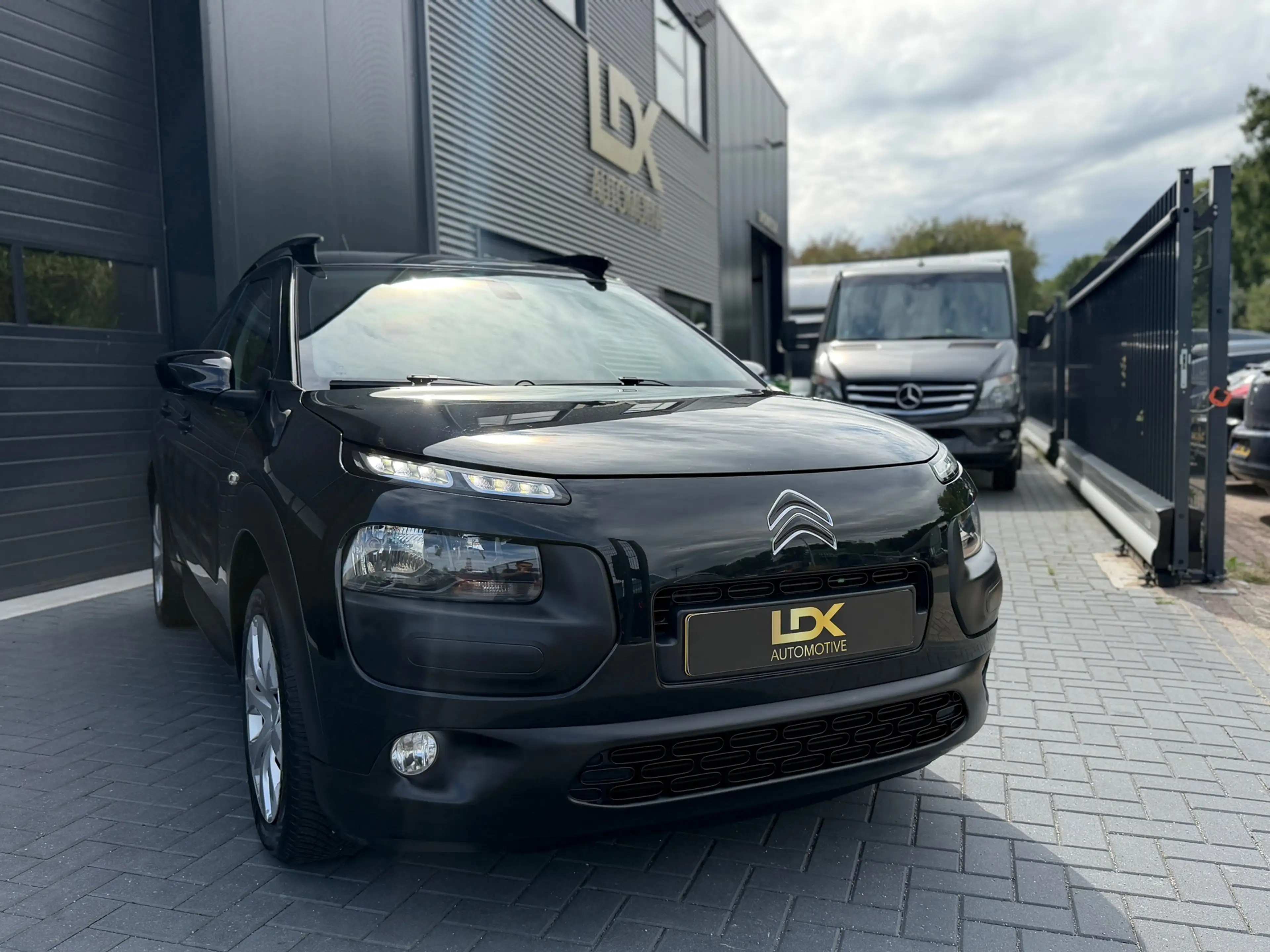 Citroen C4 Cactus 1.2 PureTech Feel Automaat|Camera|Navi — photo 8
