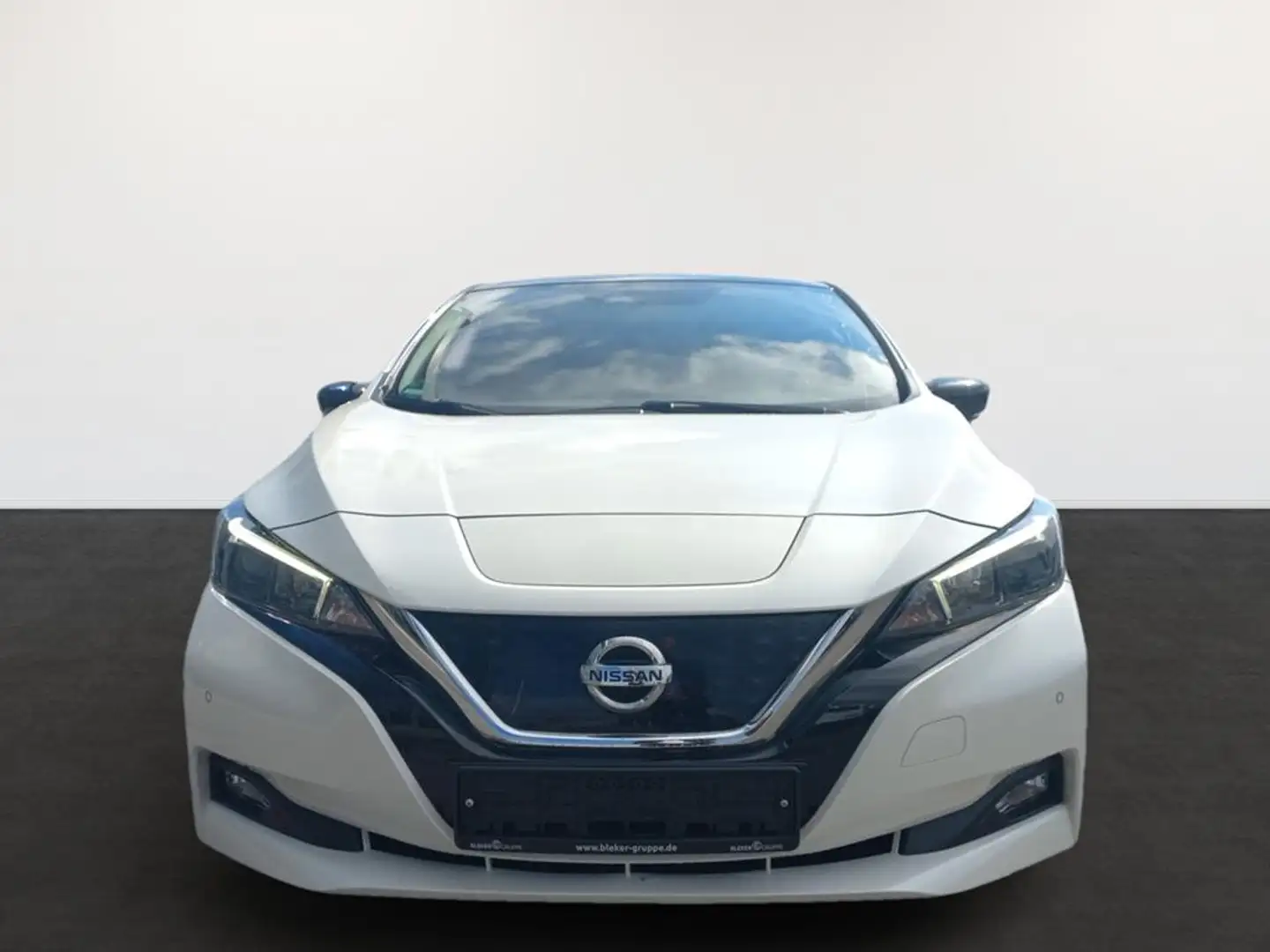 Nissan Leaf 40kwh N-Connecta 2 Farbenlackierung Weiß - 2