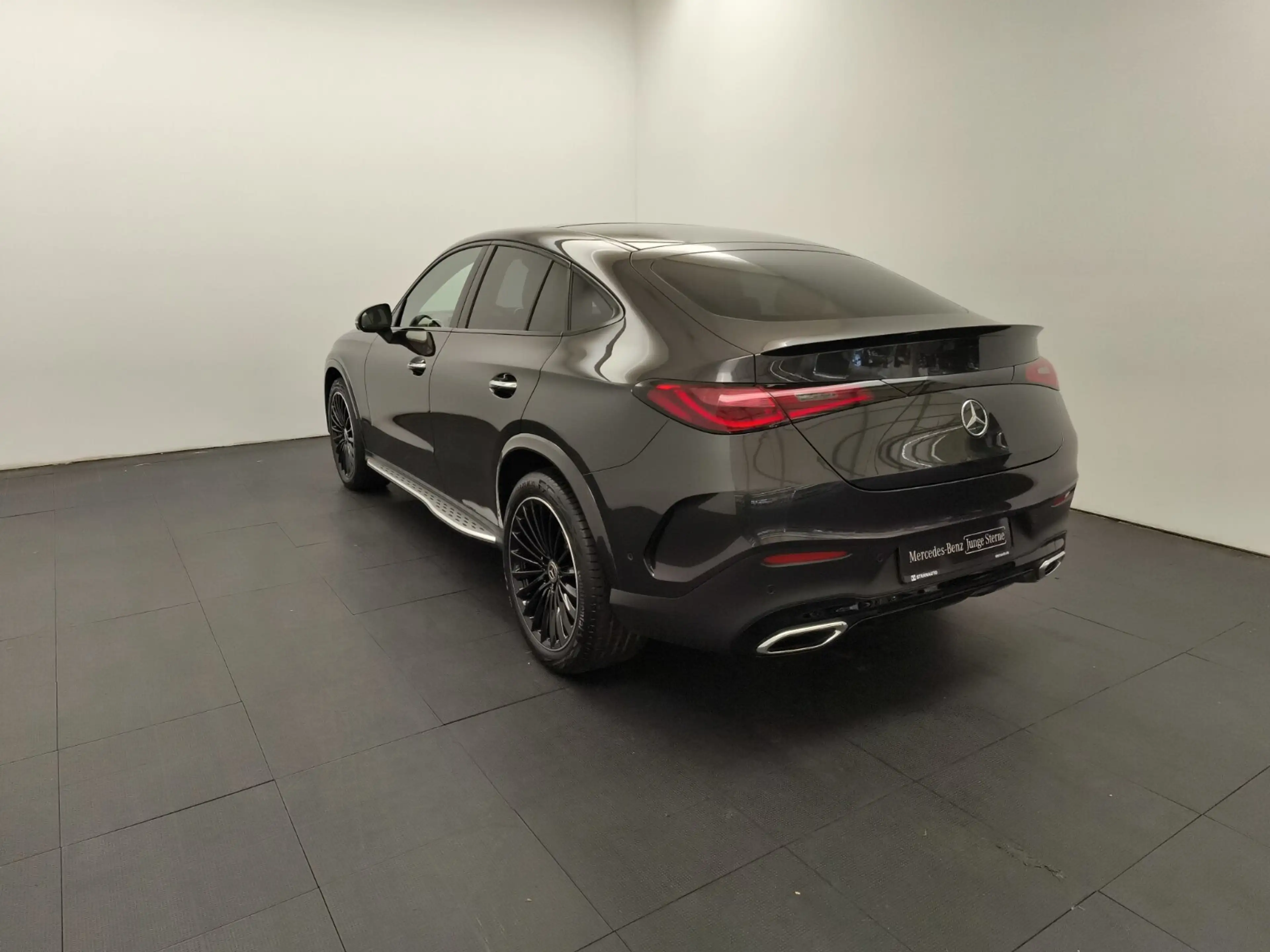 Mercedes-Benz GLC 220 GLC 220d 4M Coupé AMG Night Pano Distr AHK Burm — photo 7