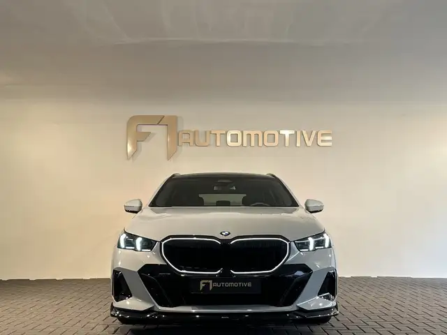 BMW 5 Series view 2