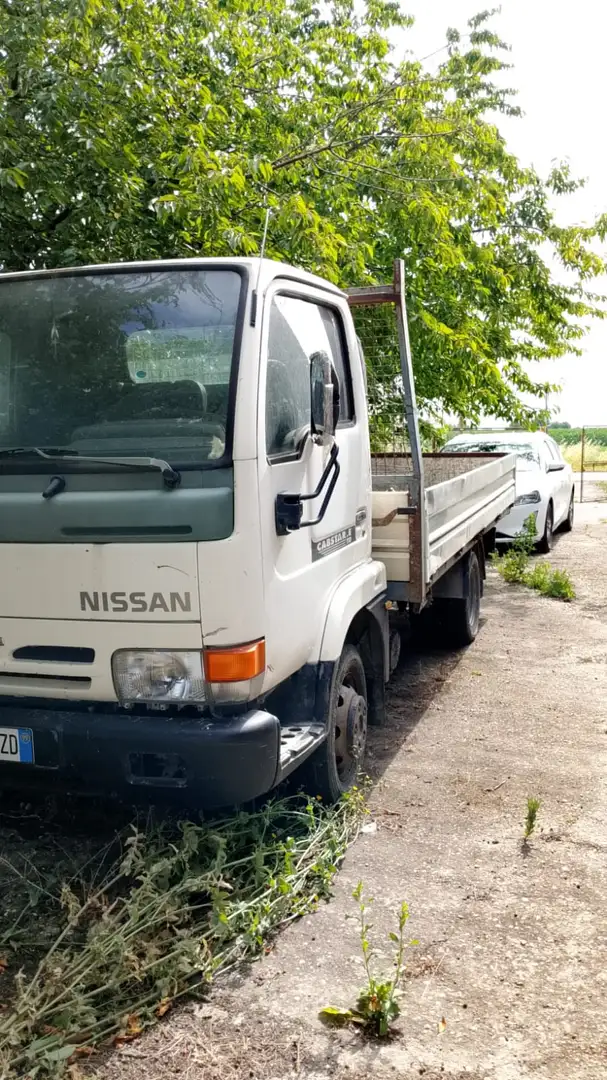Nissan Cabstar nissan cabstar - 1