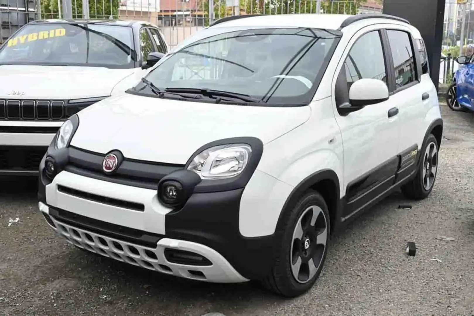 Fiat Panda 1.0 FireFly S&S Hybrid Pandina Weiß - 1