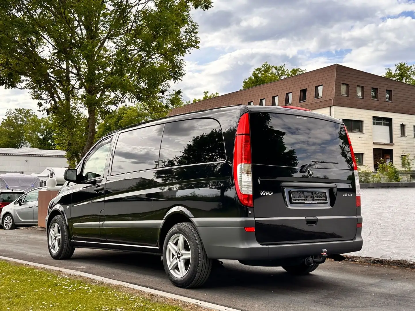 Mercedes-Benz Vito Kombi 116 CDI lang Wohnmobilausbau Nero - 2