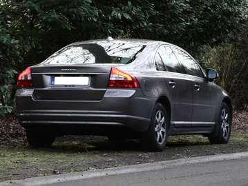 S80 2.4D Aut. Momentum