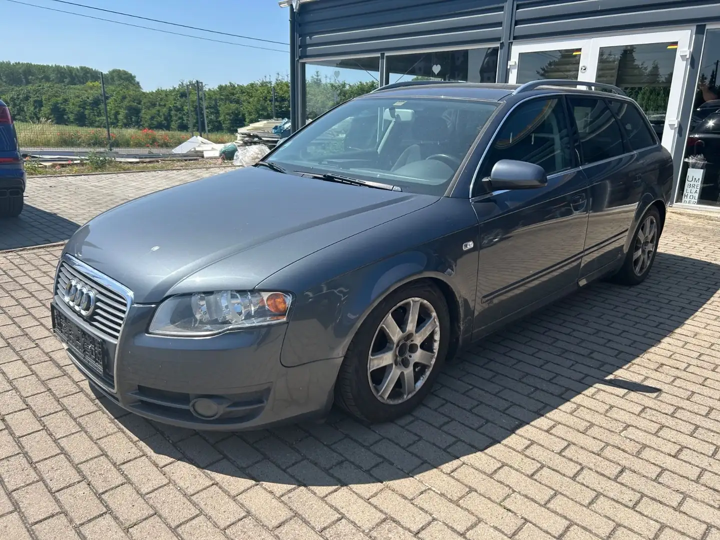 Audi A4 Avant 2.0 TDI quattro*Kein TUV* Grau - 1