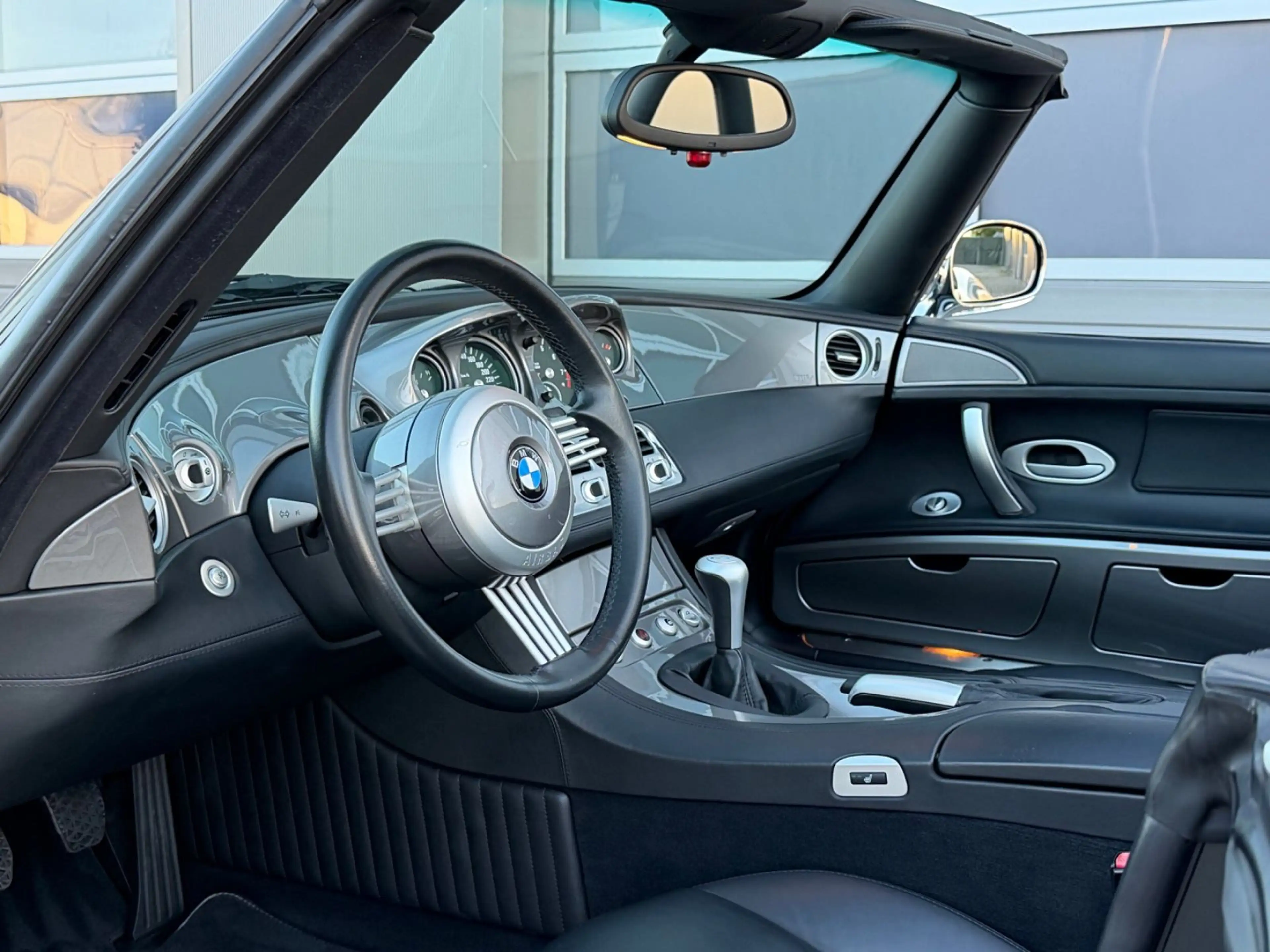 BMW Z8 Deutsches Fahrzeug 2.Hand BMW Scheckheft Perf — photo 25