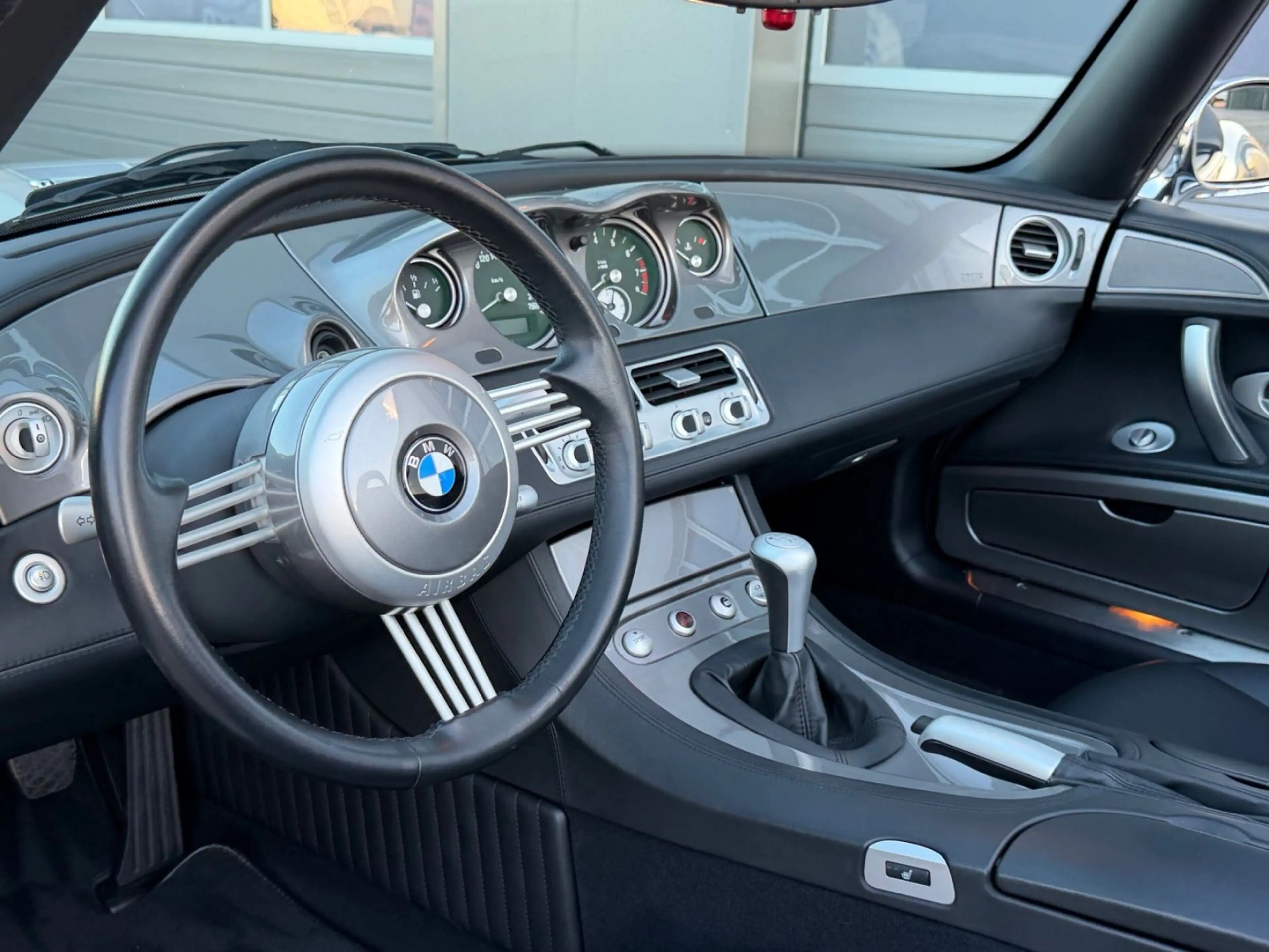 BMW Z8 Deutsches Fahrzeug 2.Hand BMW Scheckheft Perf — photo 26