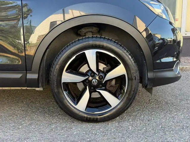 Nissan Qashqai view 9