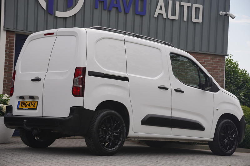 Peugeot Partner 1.2 Benzine, AIRCO, BTW-BPM-VRIJ / MARGE, TREKHAAK — photo 4