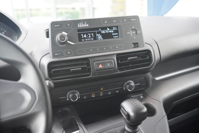 Peugeot Partner 1.2 Benzine, AIRCO, BTW-BPM-VRIJ / MARGE, TREKHAAK — photo 7