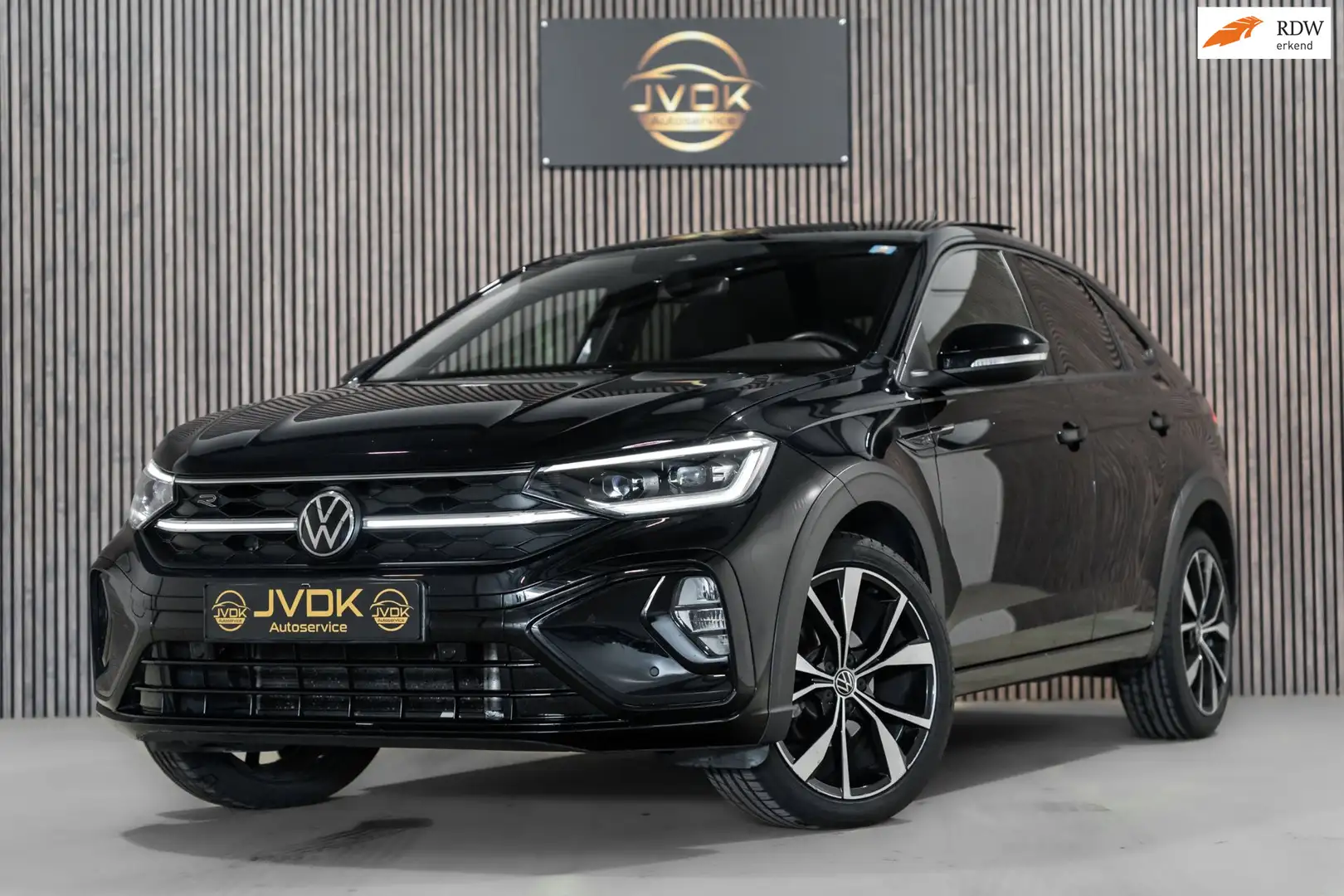 Volkswagen Taigo 1.5 TSI R-Line DSG PANO IQ CAMARA Zwart - 1