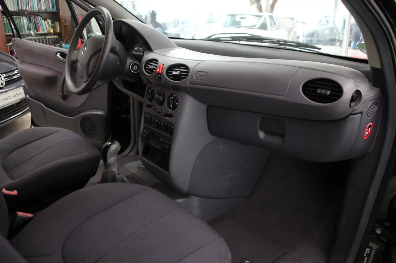 Mercedes-Benz A 160 Classic *Schiebedach/Klima*, foto 12