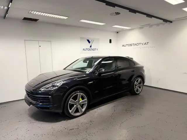 Porsche Cayenne view 7