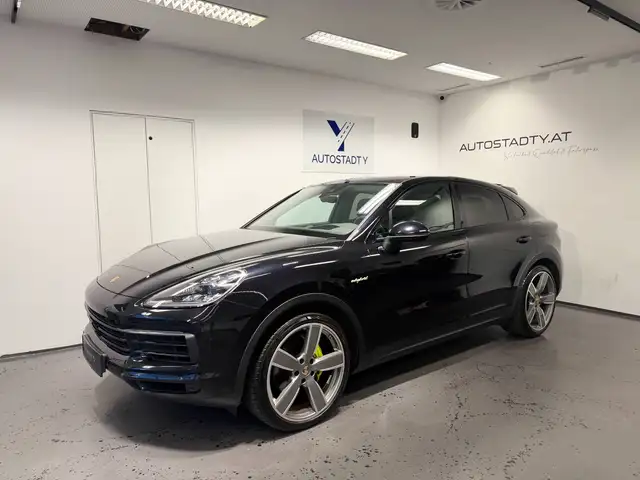 Porsche Cayenne view 5