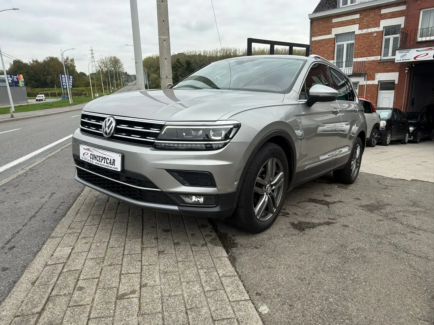 Volkswagen Tiguan Tiguan 1.5 TSI ACT Highline OPF DSG Gris - 1