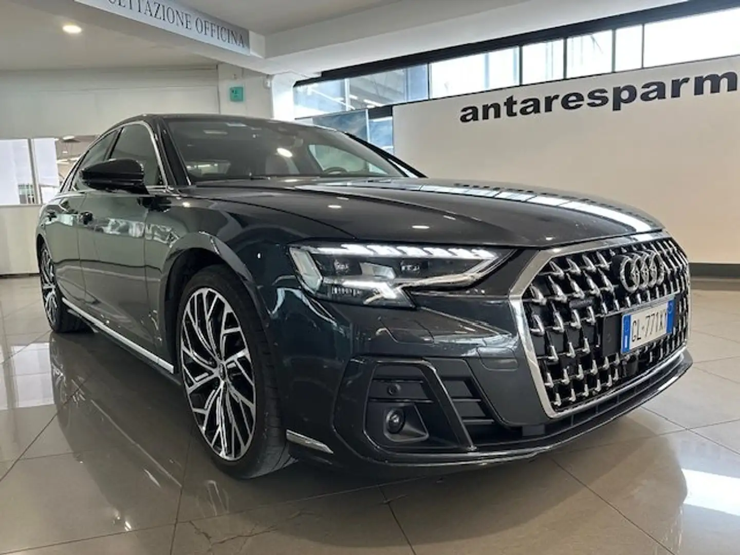Audi A8 IV 2022 60 3.0 tfsi e quattro tiptronic Gris - 2
