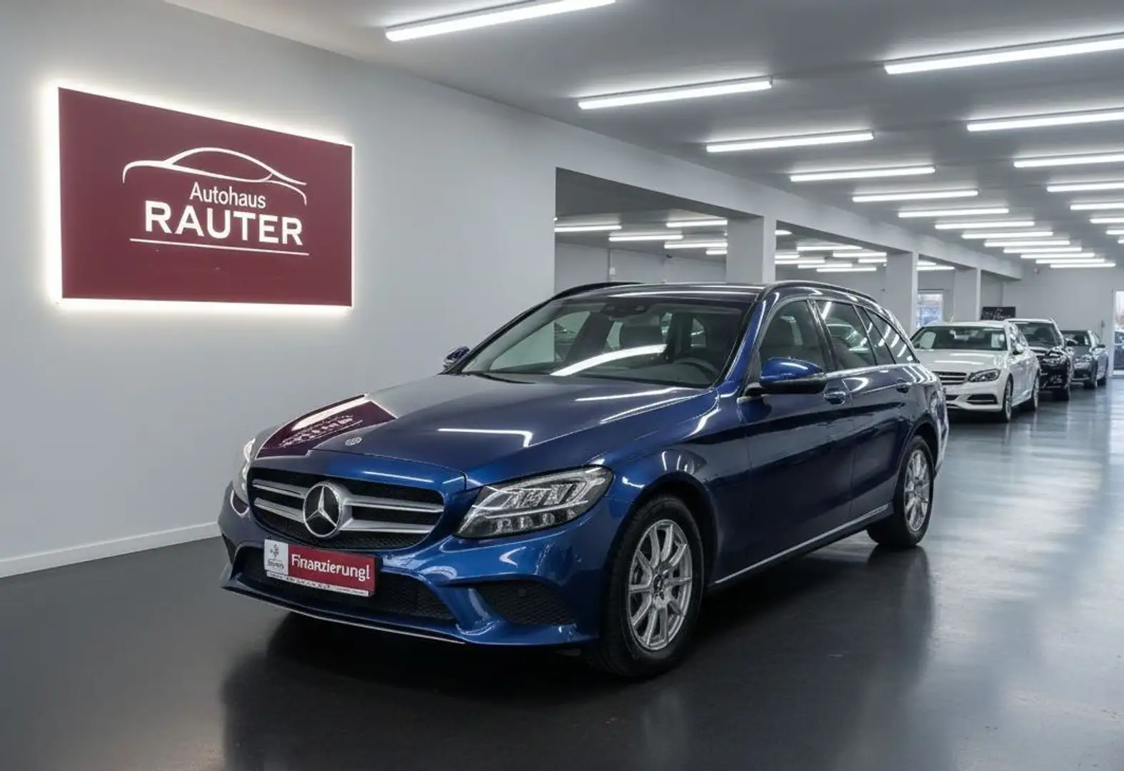 Mercedes-Benz C 220 T d 2021 NAVI LED AHK 105tKM Bleu - 1
