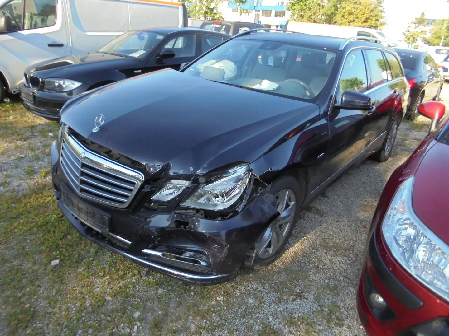 Mercedes-Benz E 300 E300 CDI Aut. T-Modell BlueEfficiency Elegance Albastru - 1