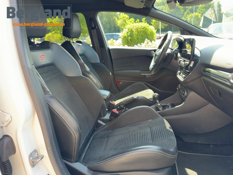 Ford Fiesta ST *Leder-Exklusiv *8-fach bereift — photo 13