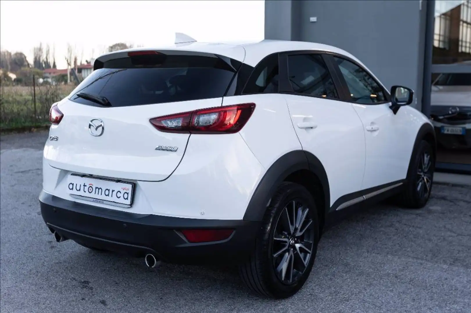 Mazda CX-3 1.5d Exceed 2wd 105cv my17 Bianco - 2