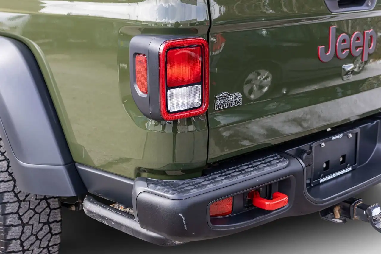 Jeep Gladiator photo Jeep Gladiator