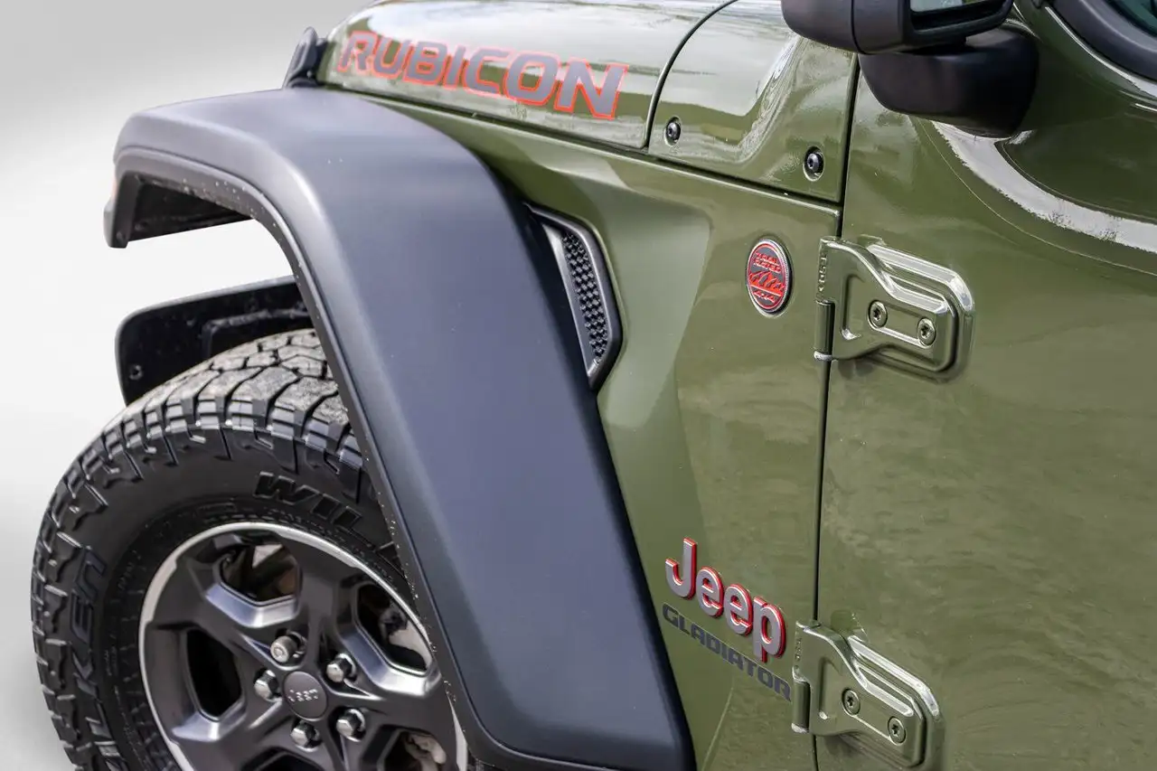 Jeep Gladiator photo Jeep Gladiator