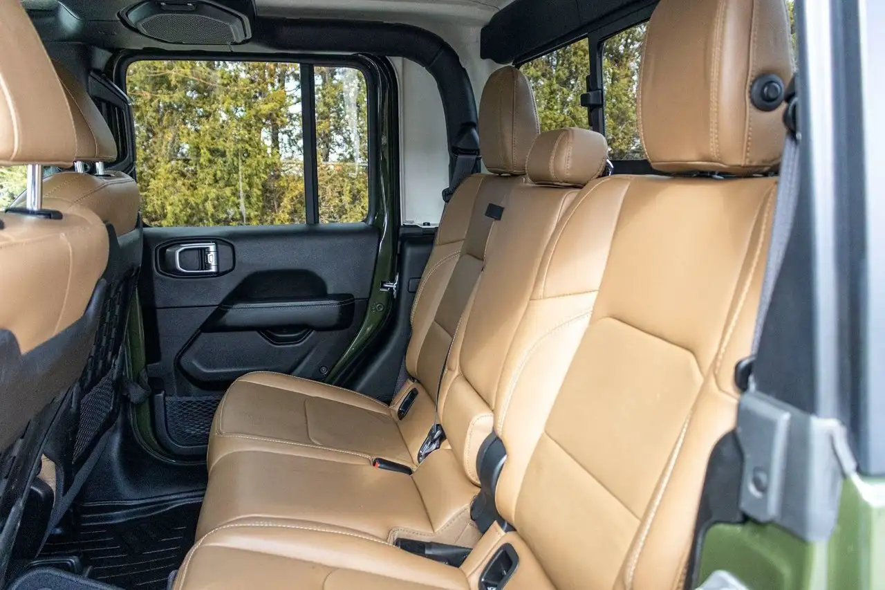 Jeep Gladiator photo Jeep Gladiator