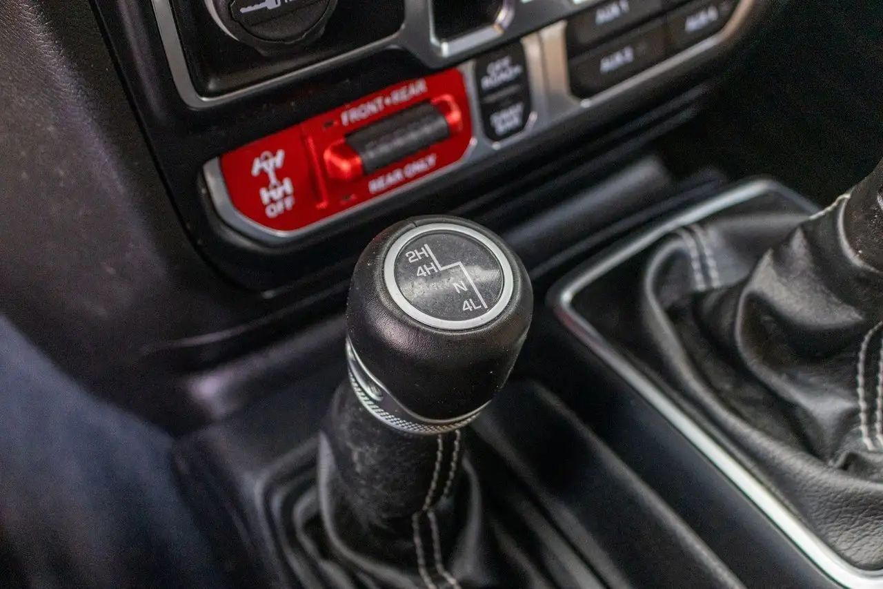 Jeep Gladiator photo Jeep Gladiator