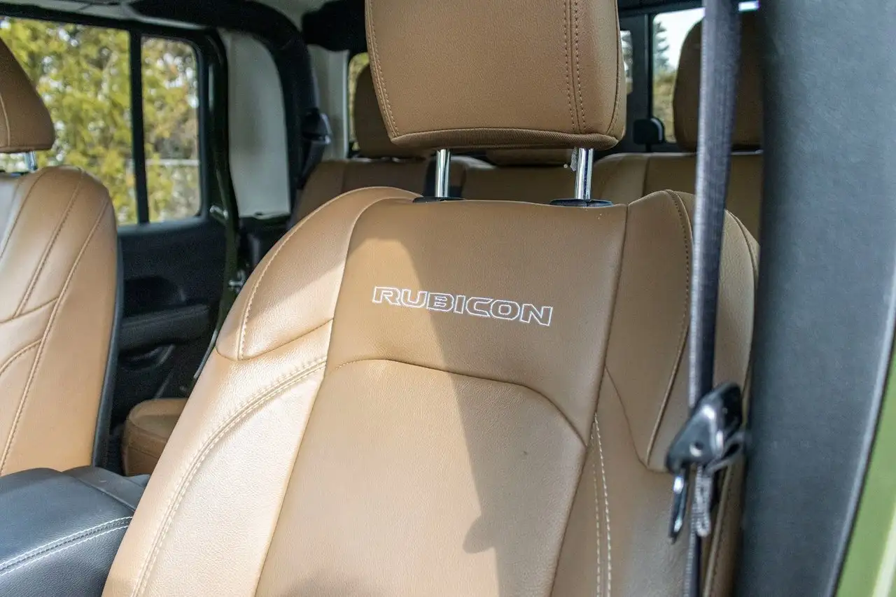 Jeep Gladiator photo Jeep Gladiator