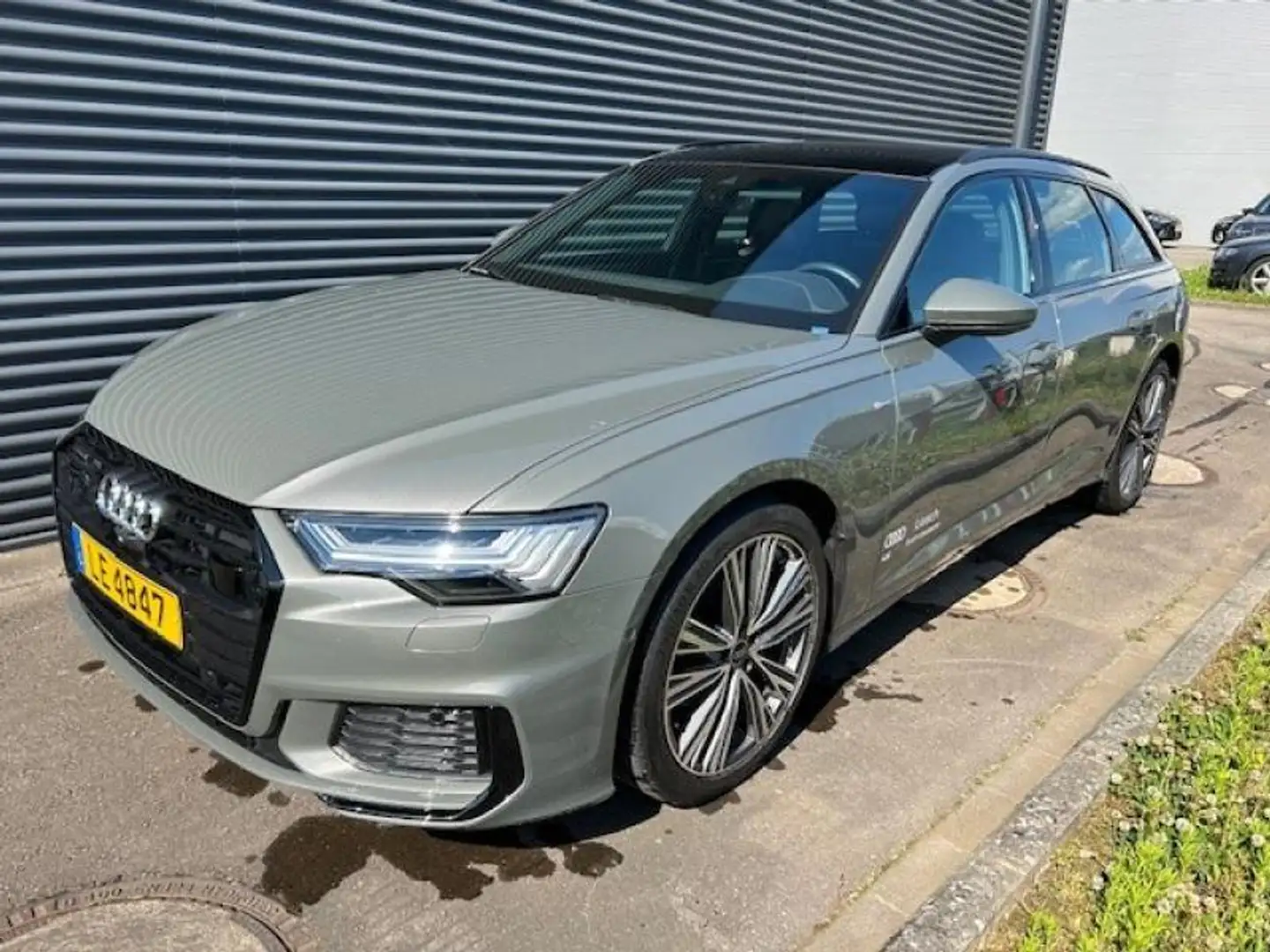 Audi A6 design Gris - 1