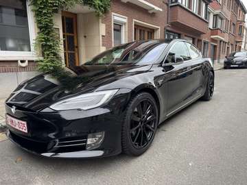 75 kWh Dual Motor. Avec Garantie 15/06/2026