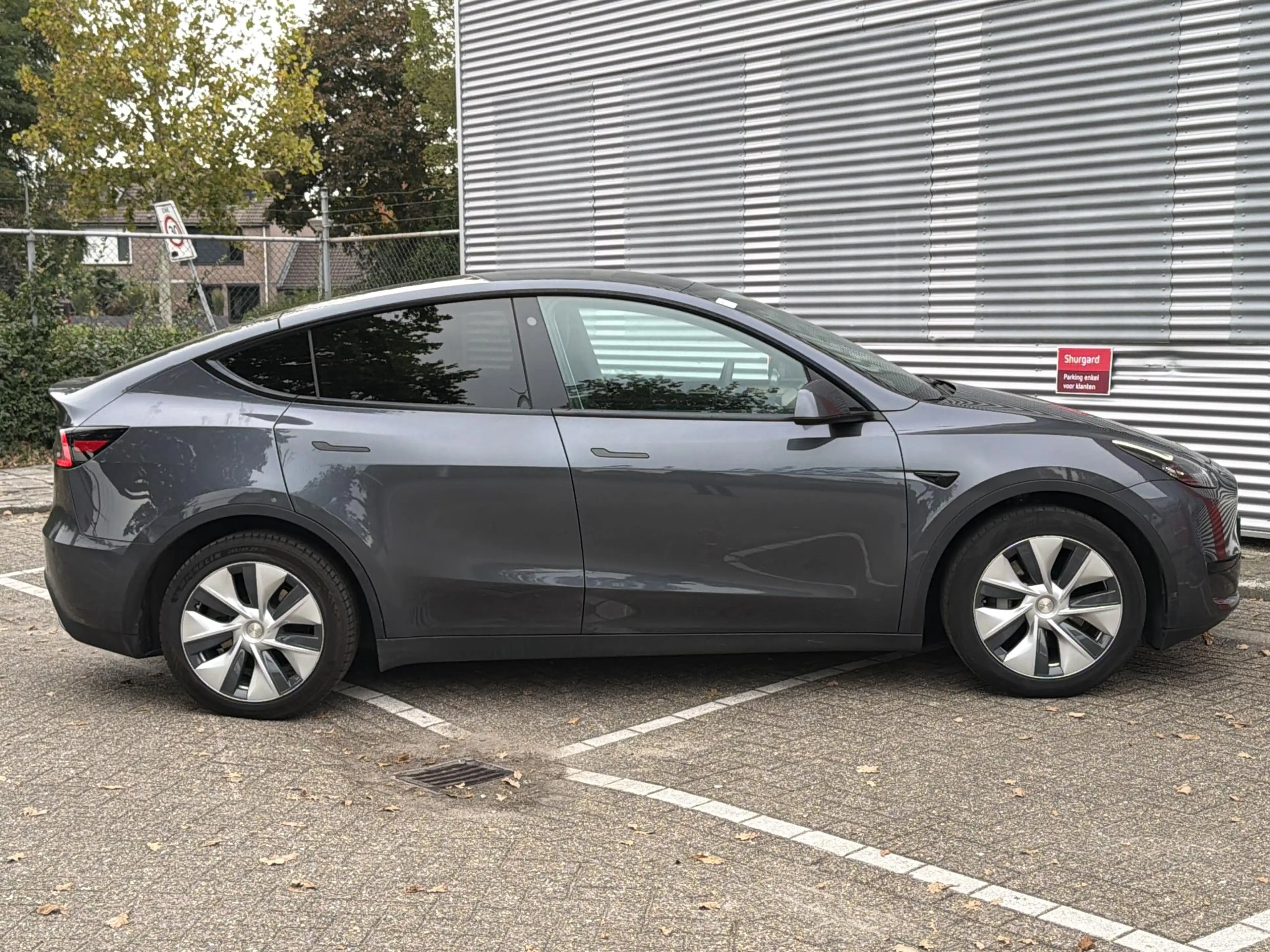 Tesla Model Y RWD 58 kWh | € 19.450,- NETTO! | — photo 8