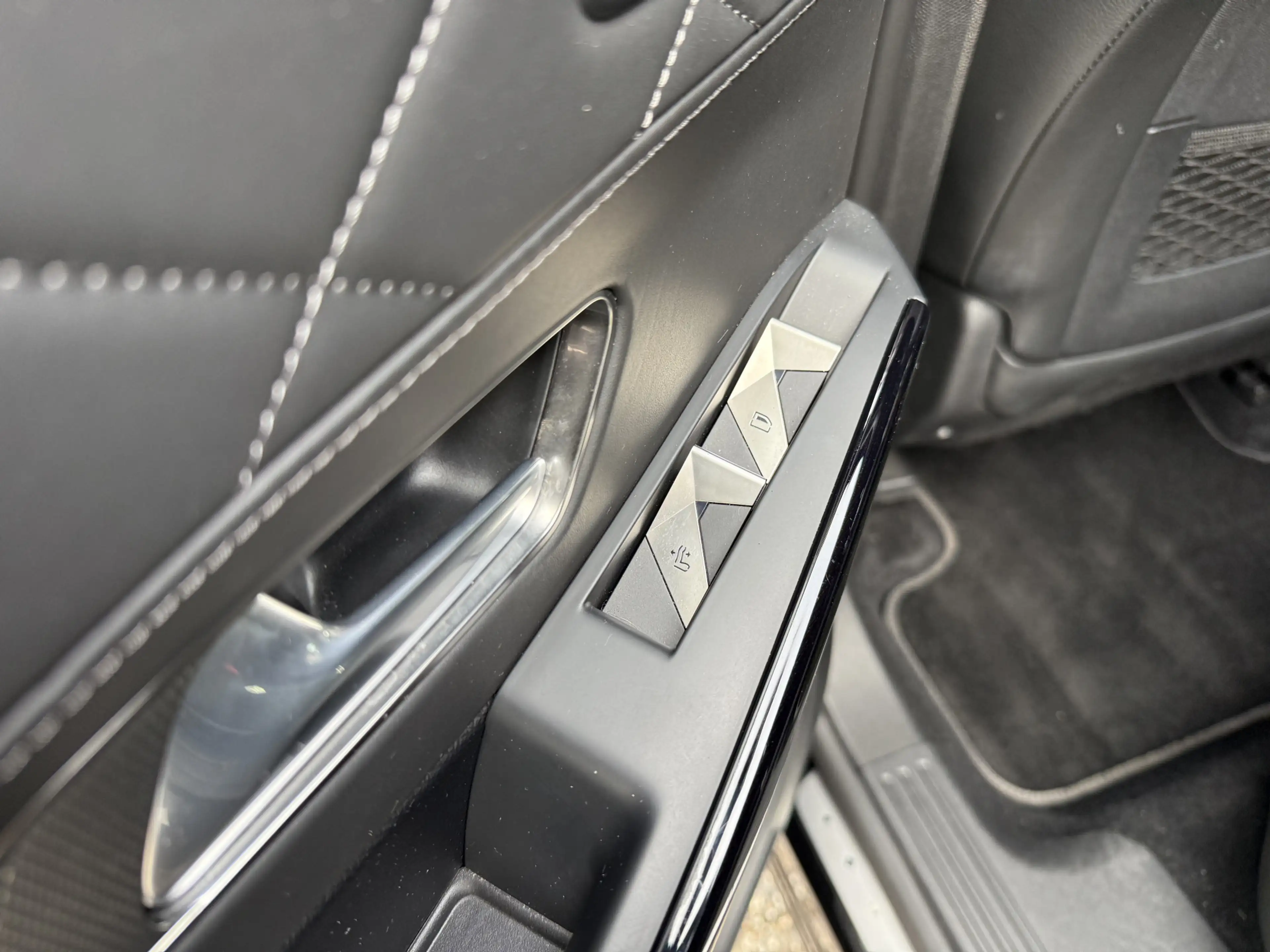 DS Automobiles DS 7 Crossback E-Tense Rivoli PHEV 225pk | Camera | Navi & CarPla — photo 24