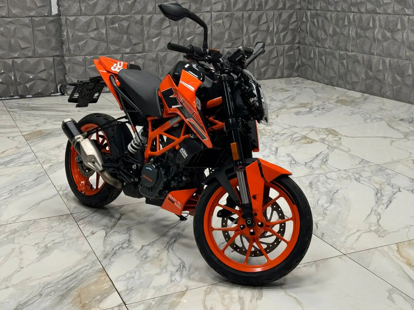 KTM 125 Duke Oranj - 2