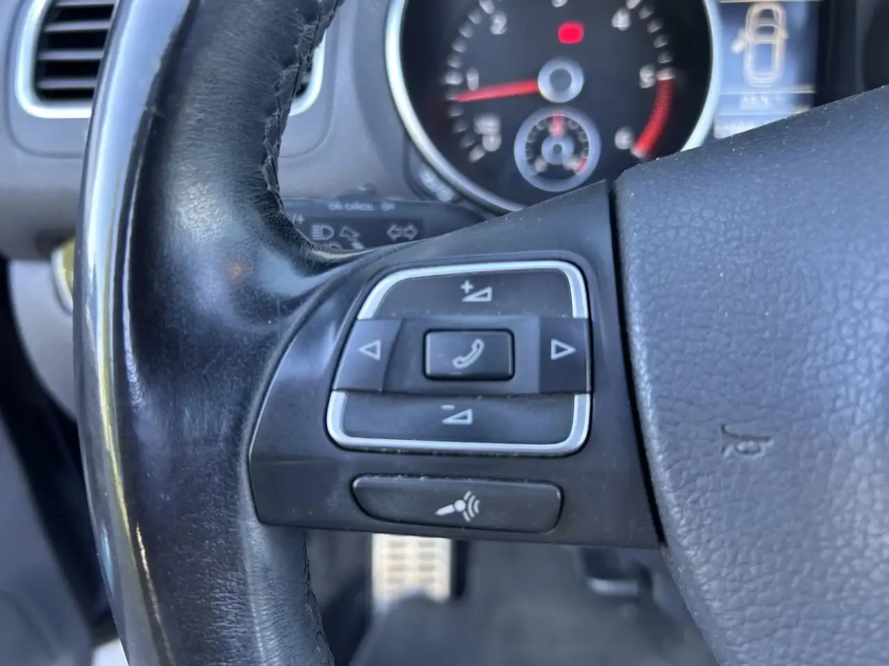 Volkswagen Golf Cabriolet — photo 25