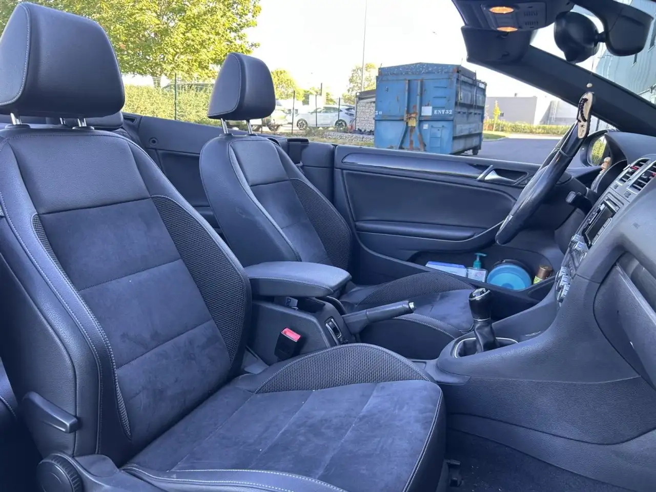 Volkswagen Golf Cabriolet — photo 16