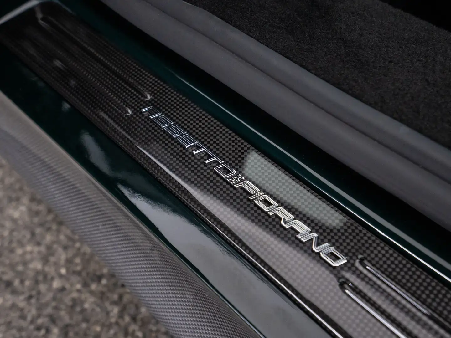 Ferrari SF90 Stradale Assetto Fiorano Ferrari SINGEN Grün - 2