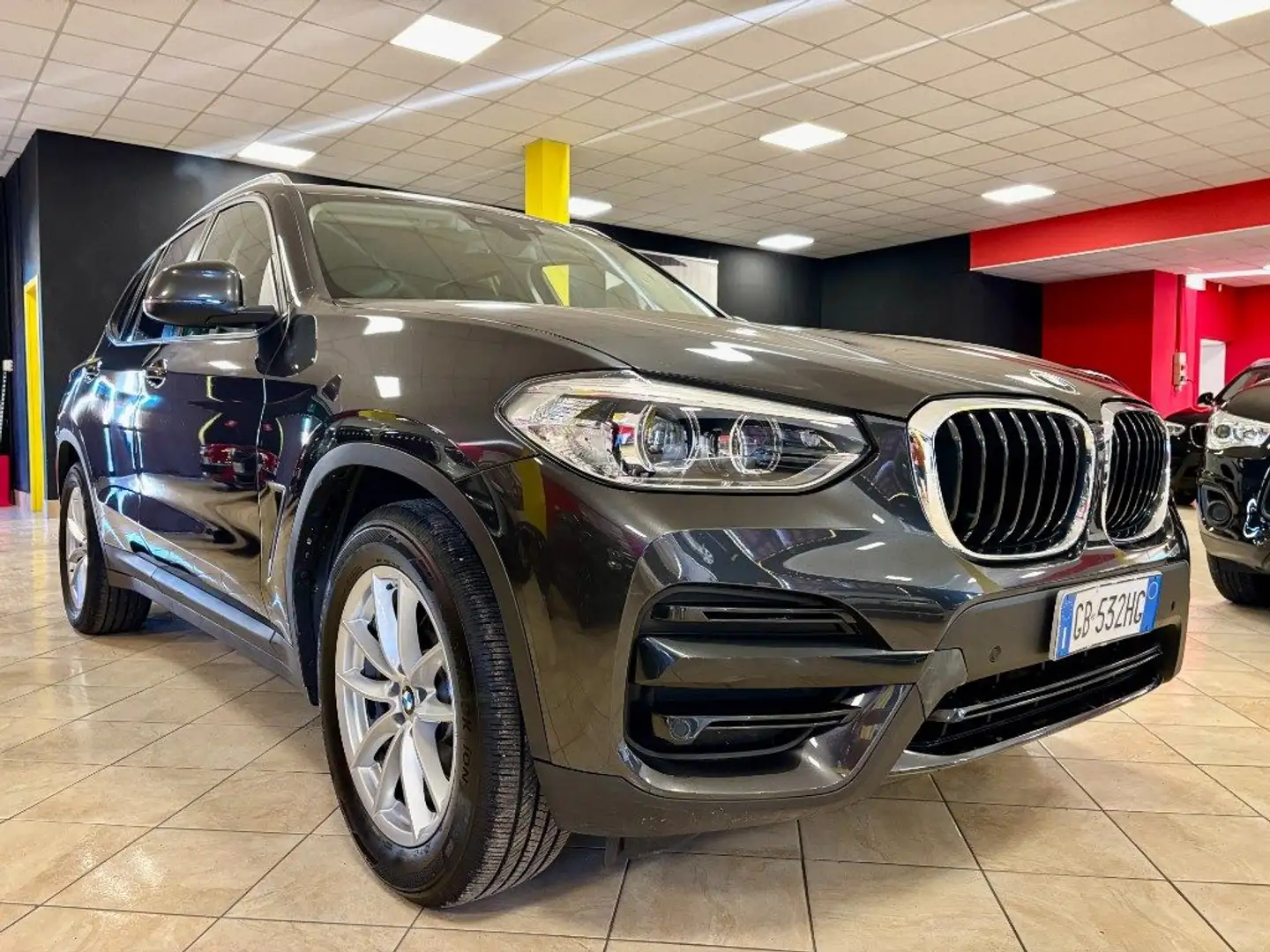 BMW X3 xDrive20d UNIPRO - FARI LED - VOLANTE M-SPORT Gris - 1