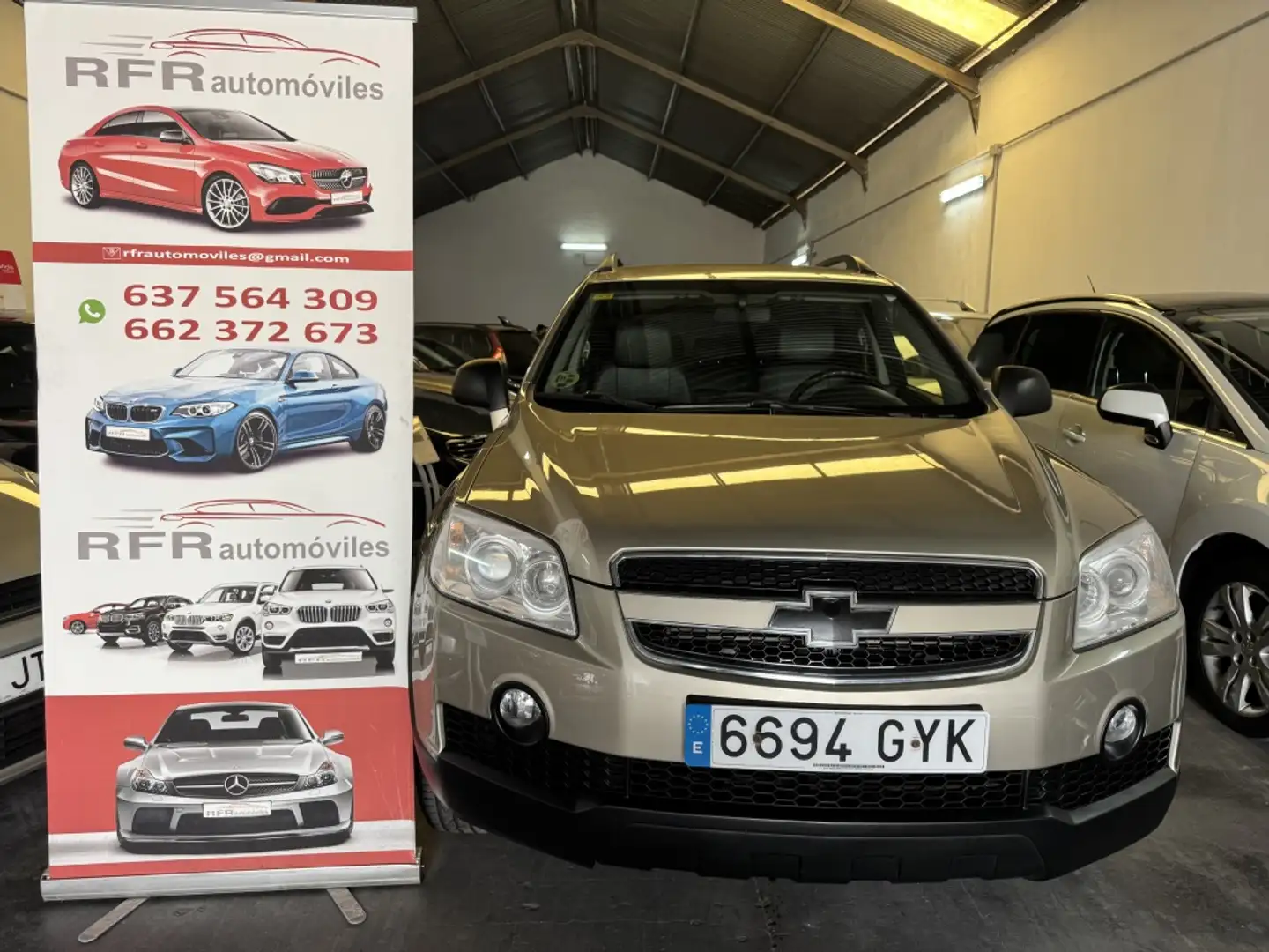 Chevrolet Captiva 2.0VCDi LS7+ Selección Gris - 2