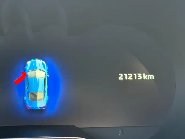 Alpine A110 view 8