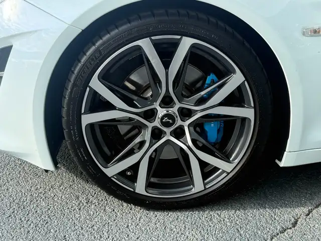 Alpine A110 view 4