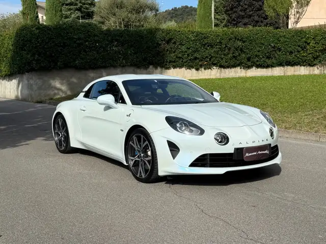 Alpine A110 view 15