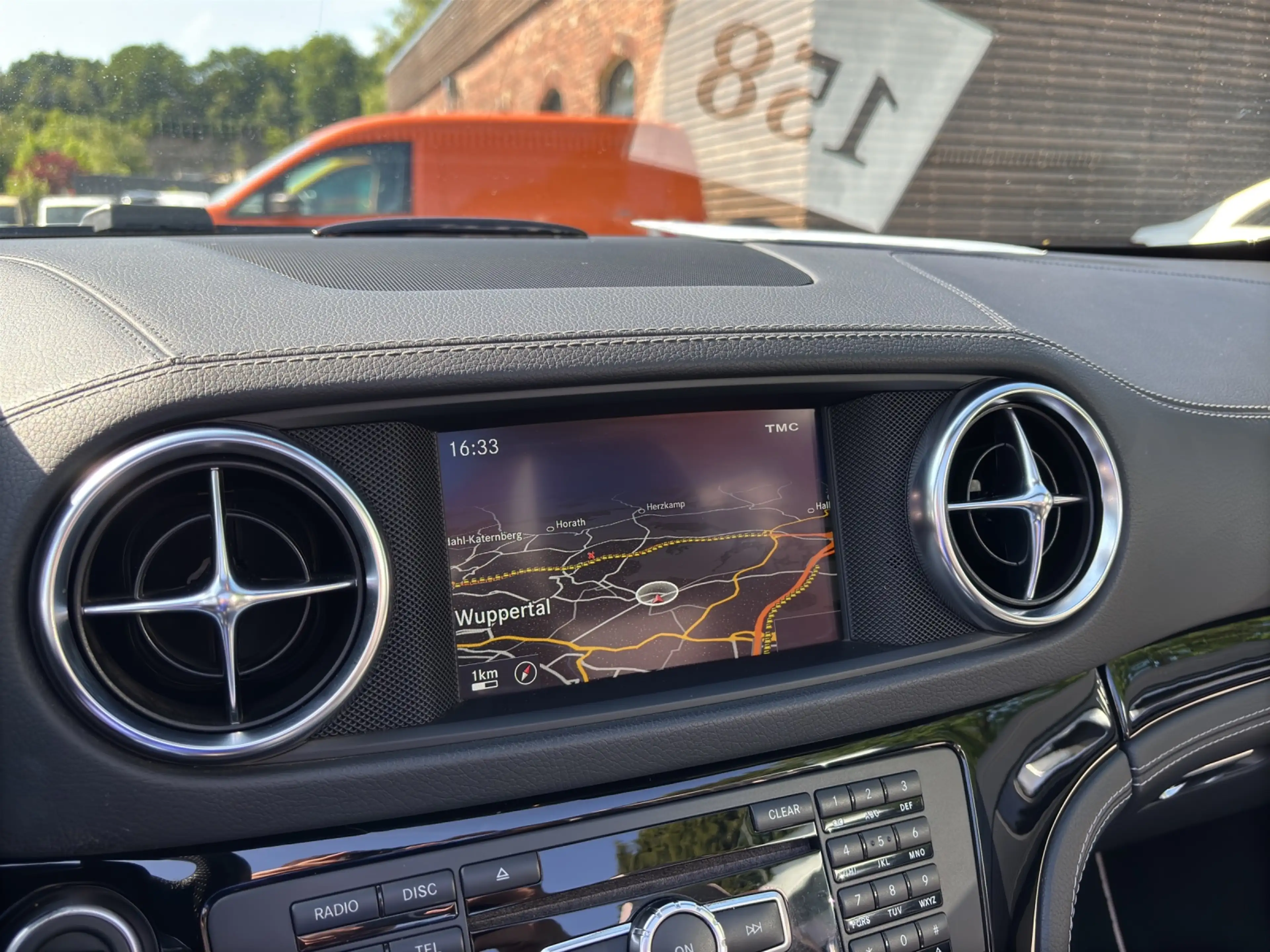 Mercedes-Benz SL 350 AMG 2 Look Edition Airscaf Pano Sitzklim — photo 14